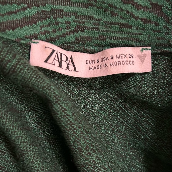 ZARA Green Animal Print Women's Button Down Top - Picture 6 of 9